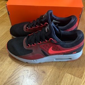 Mens Nike Air Max Zero size 12